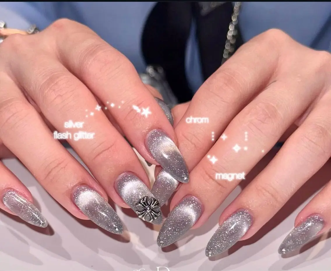 ネイル ハンドネイル Luna Nailsのネイルデザイン