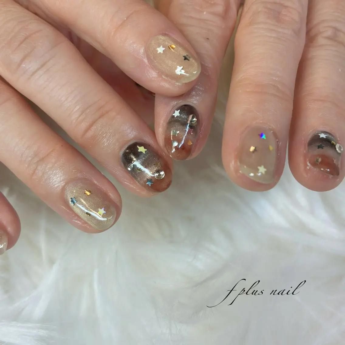ネイル ボーダー ブラウン kanako nail🌷のネイルデザイン
