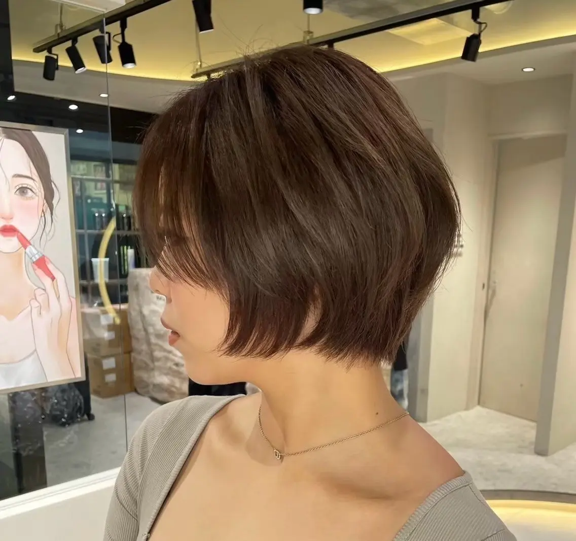 ショート ショートヘア 縮毛矯正 カット 《髪質改善✖️レイヤ ー🩶》ナオヤのヘアスタイル