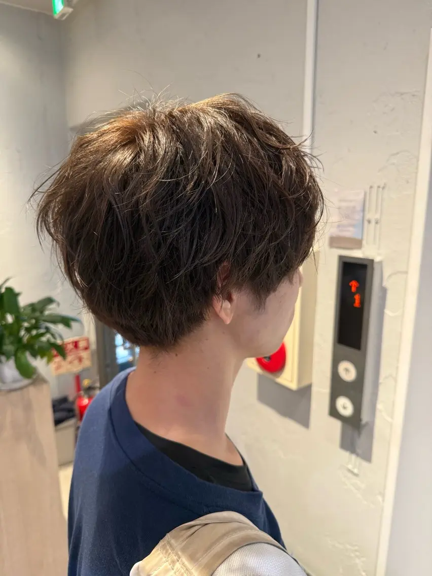 カラー メンズ メンズパーマ カット ヘアカラー トリートメント けんしん /透明感カラー🫧のヘアスタイル