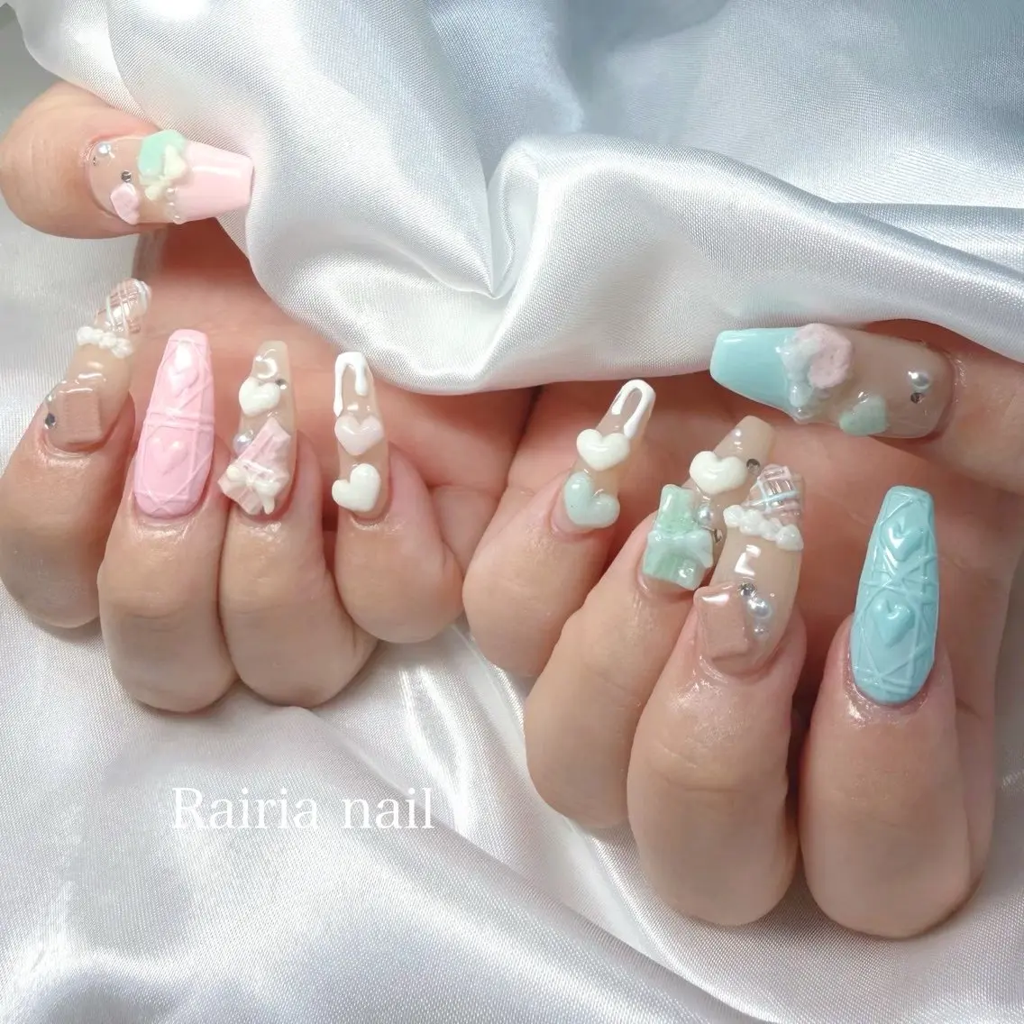 ネイル ジェルネイル ハート パラジェル ぷっくりネイル リボン ハンドネイル Rairia_ Fuukaのネイルデザイン