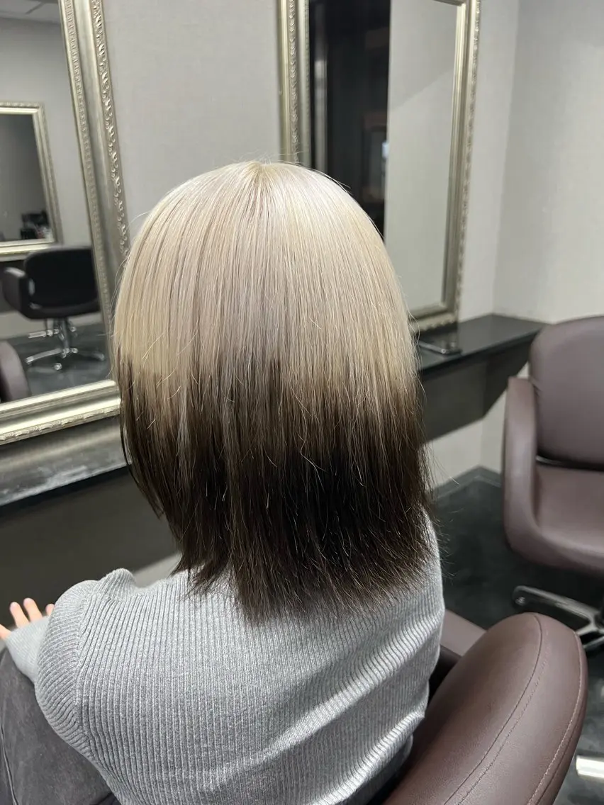 ミディアム ヘアカラー ハイトーンカラー 坂本 翼のヘアスタイル