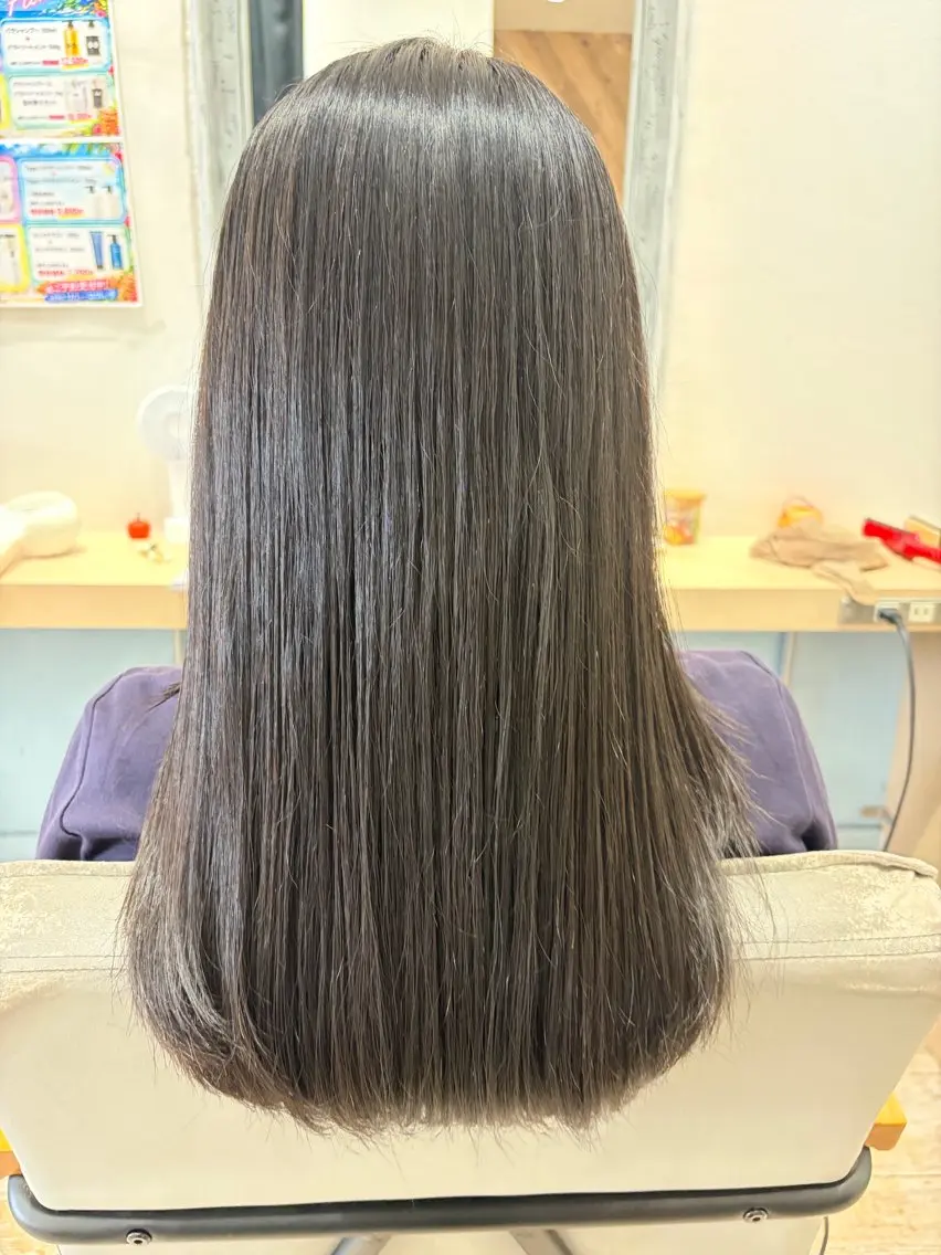 セミロング カット 縮毛矯正 片山 森尊のヘアスタイル