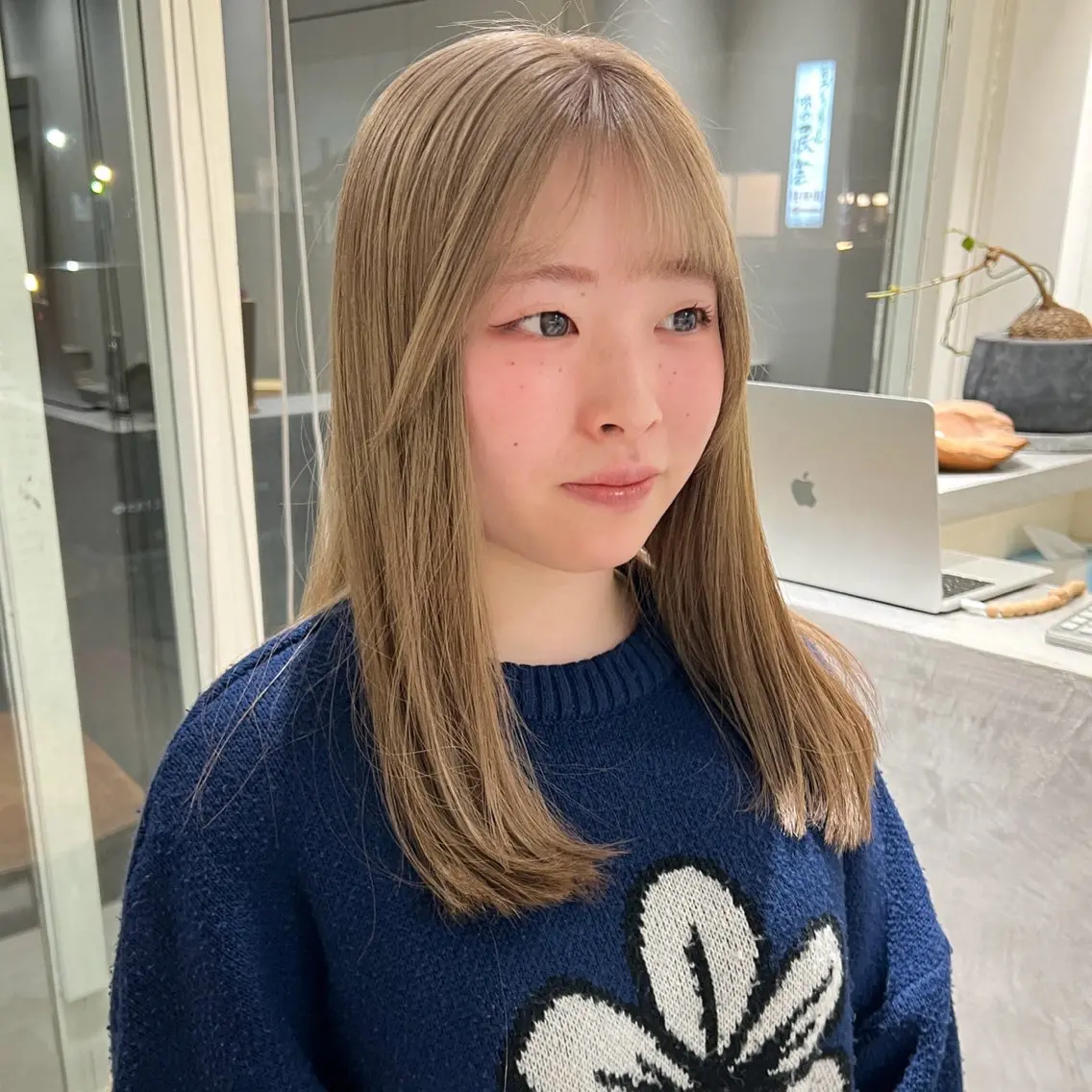🫧ブリーチ+カラー〈24歳以下限定〉の写真
