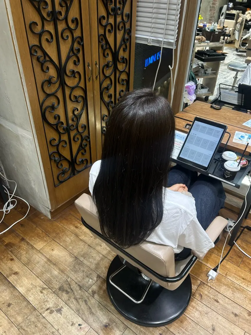 カラー ベージュカラー オリーブベージュ 銀座/透明感カラー 🫧祝迫愛艶のヘアスタイル