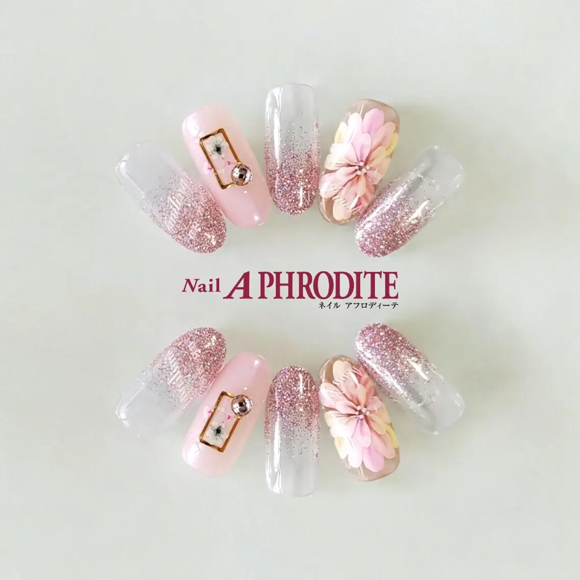 ネイル ジェルネイル ニュアンスネイル スカルプネイル ソフトジェル ネイルチップ ハンドネイル Nail Aphroditeのネイルデザイン