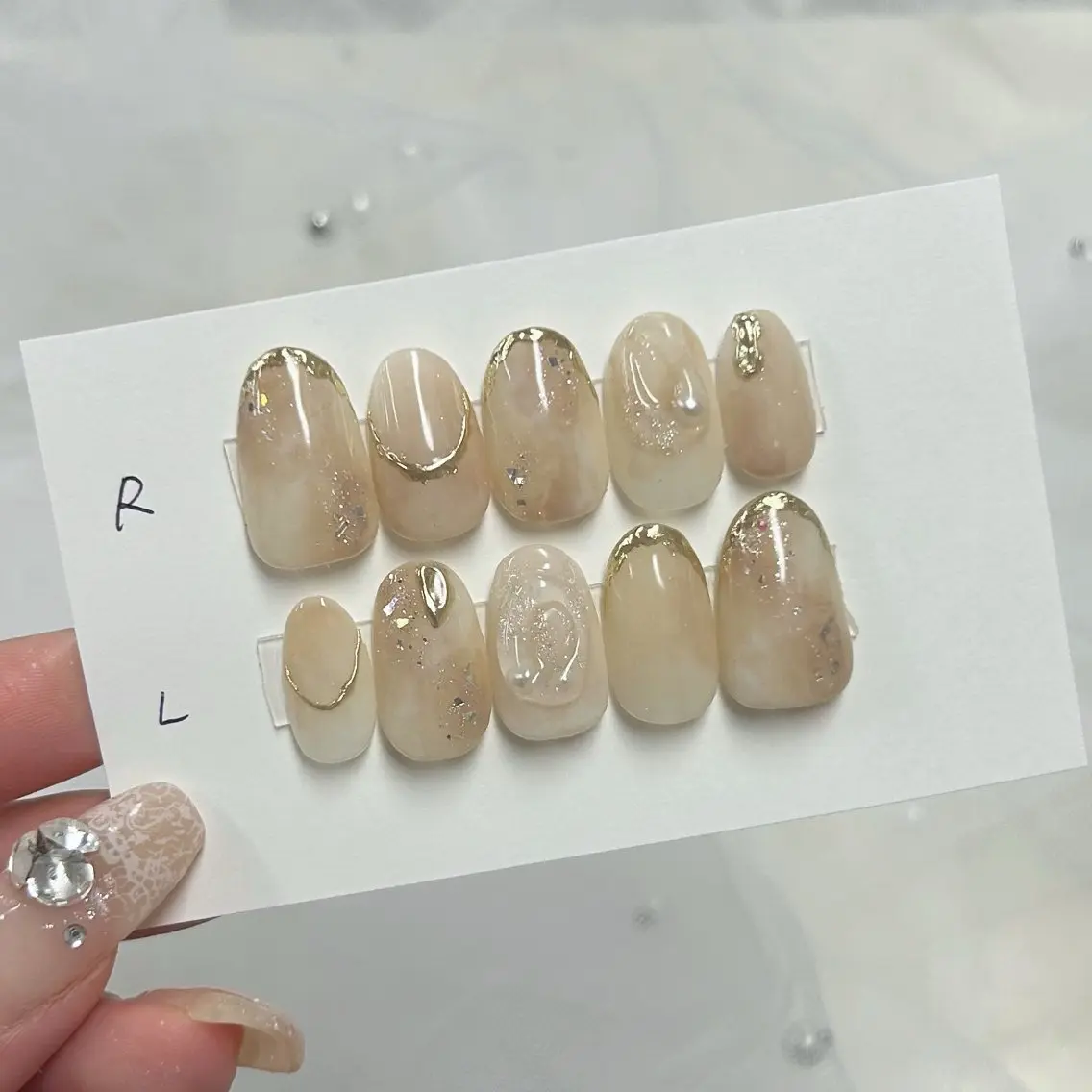 ネイル ニュアンスネイル ハンドネイル peTiT chikaのネイルデザイン