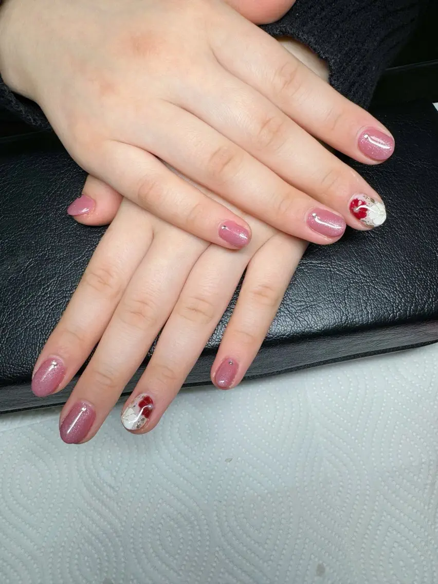 ネイル アートネイル 成人式 ストーンネイル Nail Salon JOYのネイルデザイン