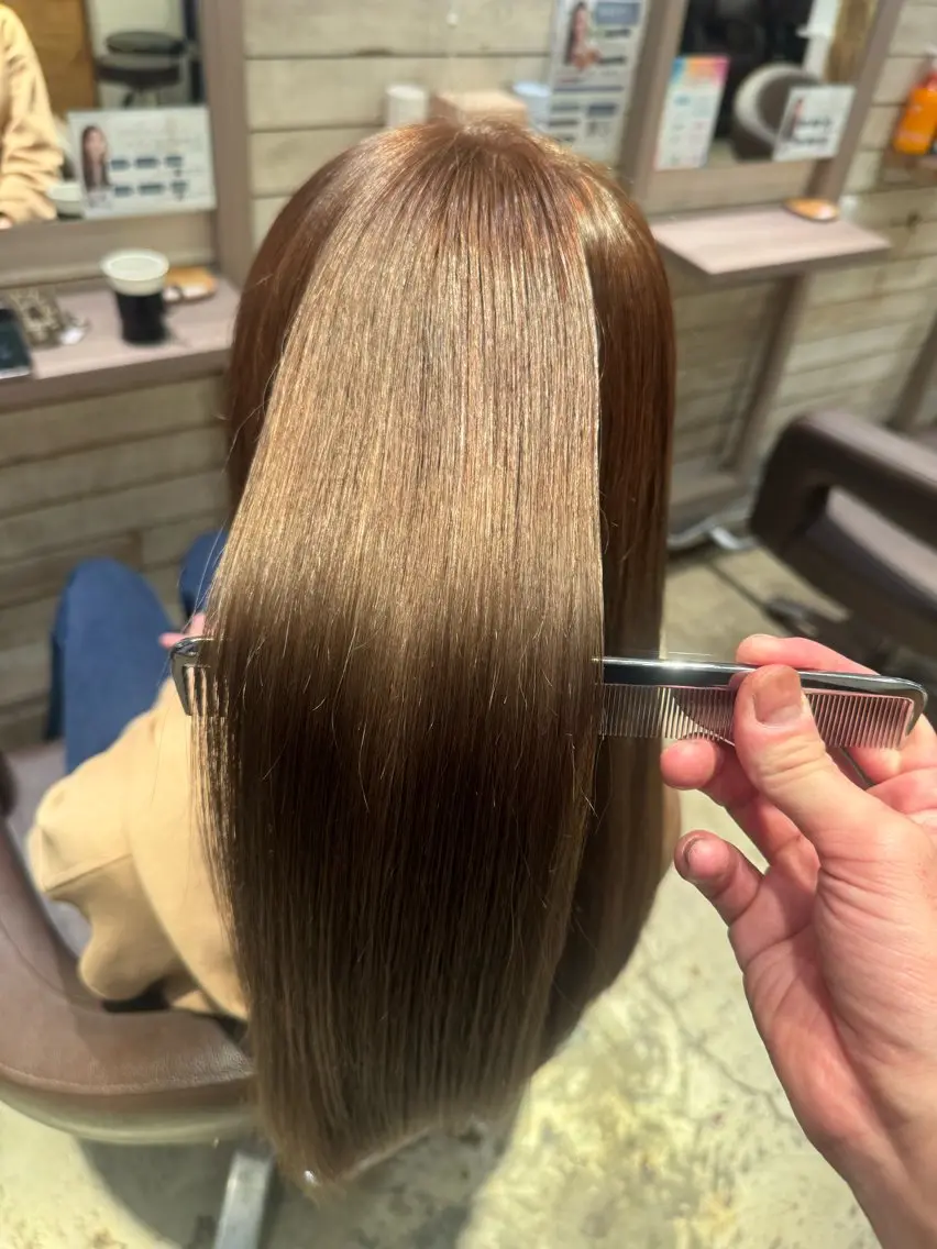 ロング カラー 髪質改善 岸本 一誠のヘアスタイル