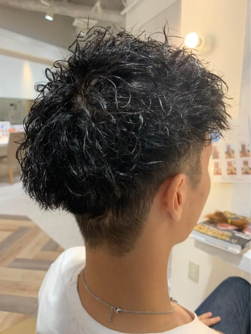 【更にオシャレなメンズに】オシャメンハードパーマコースの写真