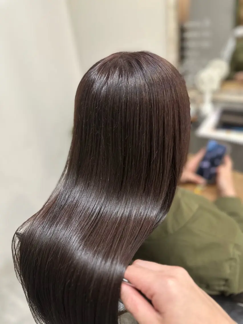 ロング カラー ヘアカラー トリートメント 福西晃希 【艶髪・髪質改善】のヘアスタイル