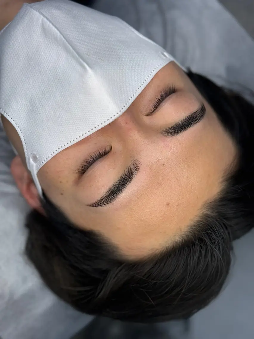 メンズ アイブロウ THE BROW新宿 KONNOの眉毛・アイブロウイメージ