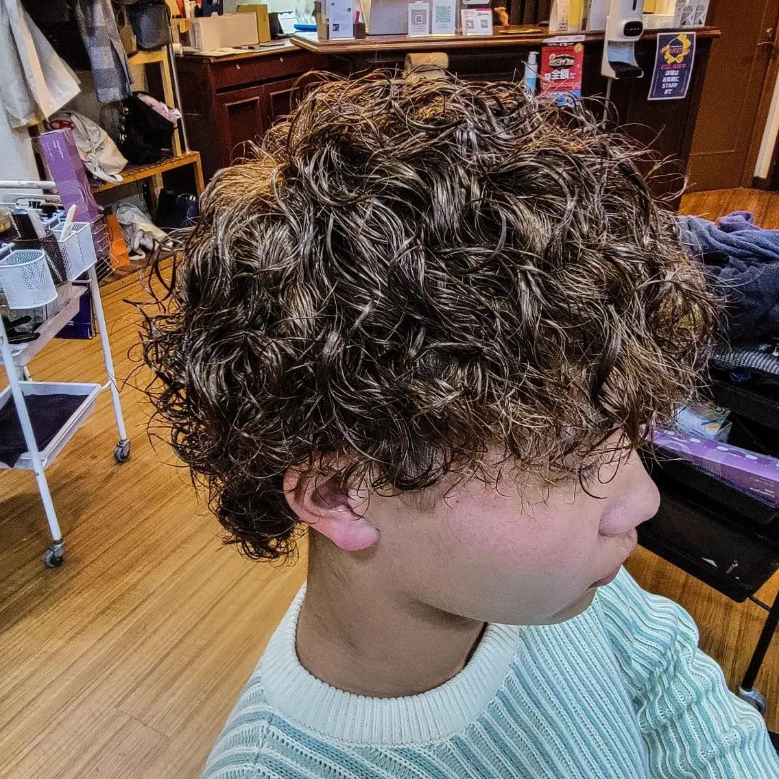 メンズ メンズパーマ メンズツイストパーマ 波巻きパーマ ツイストパーマ 特殊パーマ 片山恭兵のヘアスタイル