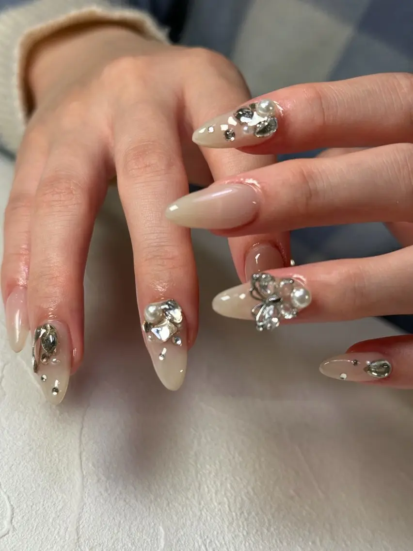 ミディアム ハンドネイル Latte Nail 十三のネイルデザイン