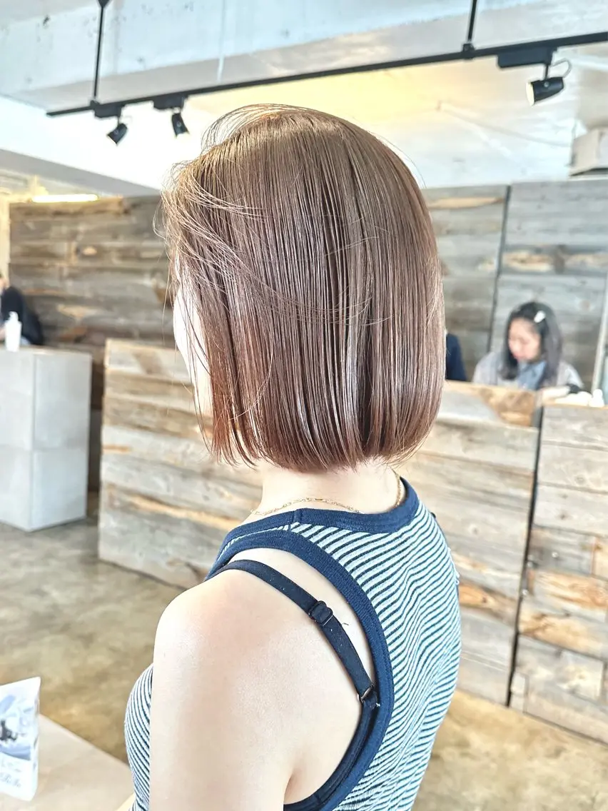 ミディアム etore 矢場町 南沙希のヘアスタイル