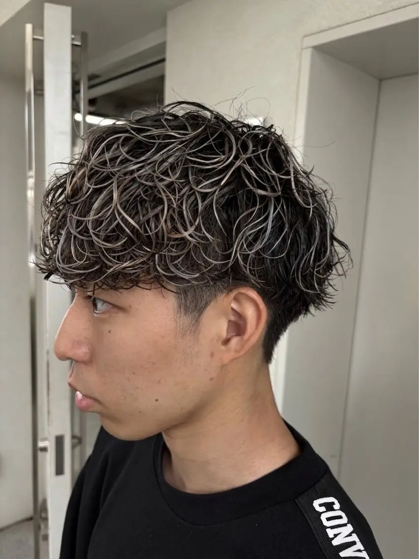 🍀メンズ限定🍀メッシュ/ハイライト➕トリートメント【カット追加可能】の写真