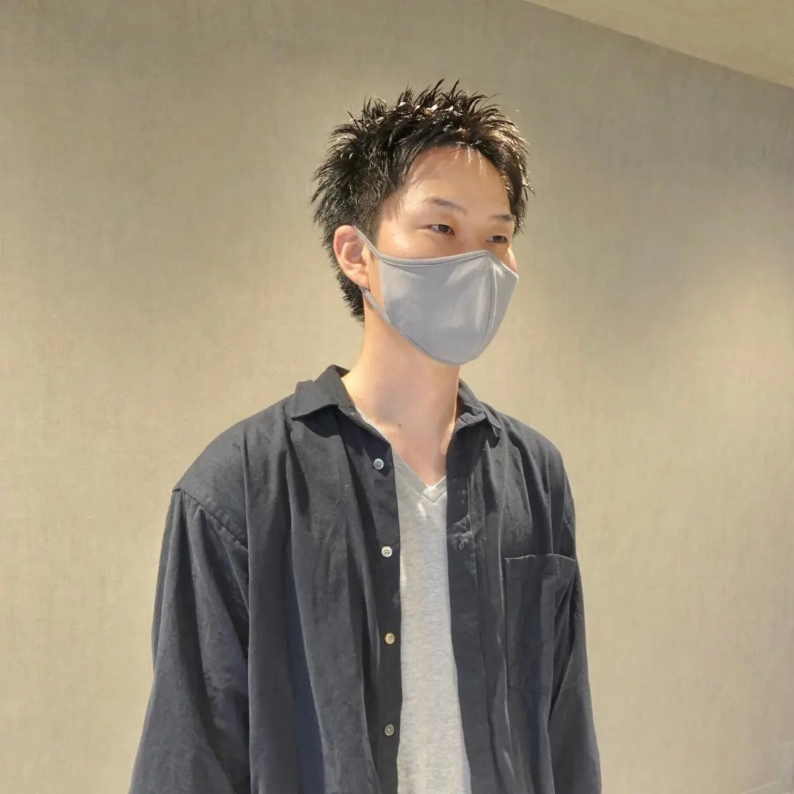 メンズ スパイキーショート 刈り上げ ヨシカワ タツキのヘアスタイル