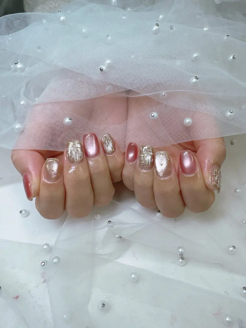 ネイル 成人式 フレンチネイル ジェルネイル ガラスフレンチ 韓国ネイル ハンドネイル Queeens nailのネイルデザイン