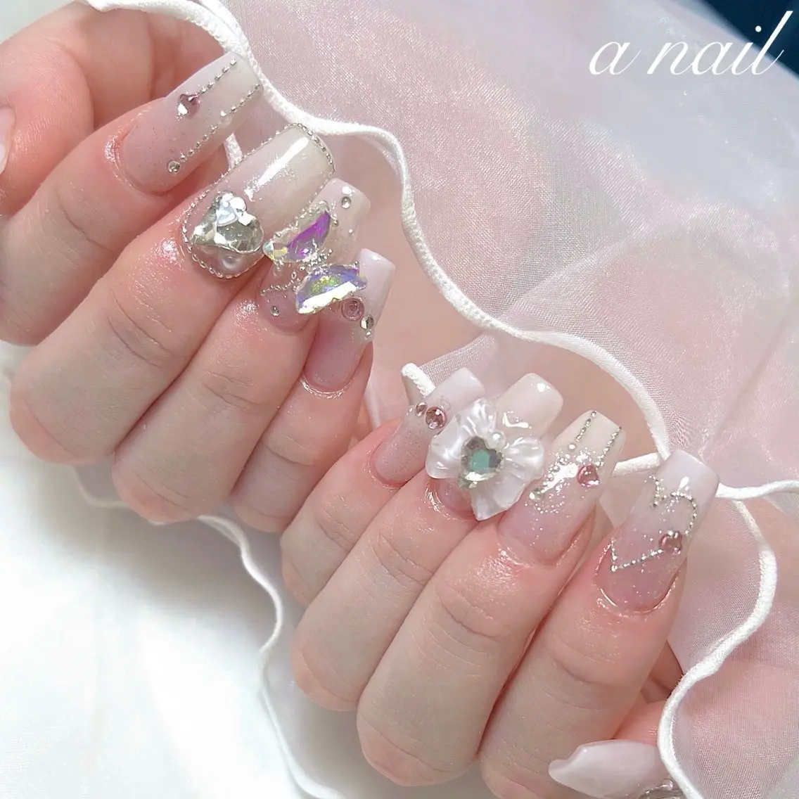 ネイル グラデーション ロングネイル 持ち込み Salon_ a.nailのネイルデザイン