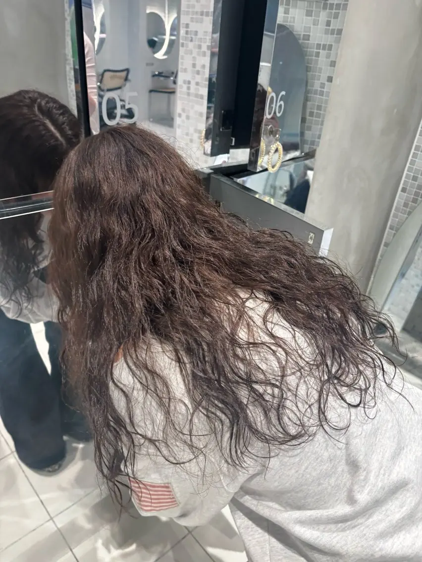 ロング ヘアカラー 透明感ブラウン🍪 ヒナノのヘアスタイル