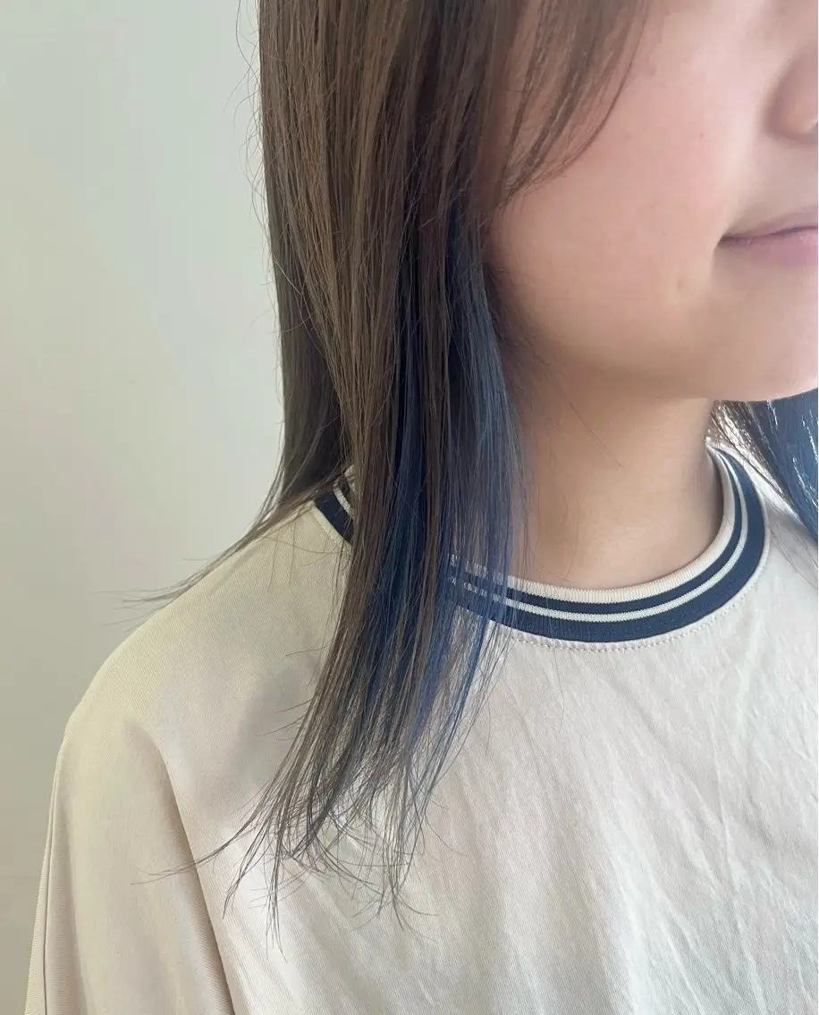 セミロング カラー ブルーカラー インナーカラー ヘアカラー 暖色カラー/ダブル カラー/名古屋/辻のヘアスタイル