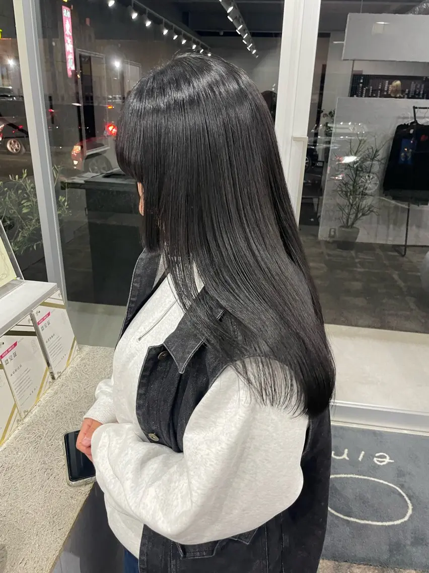 ロング 縮毛矯正 shiba tomomiのヘアスタイル