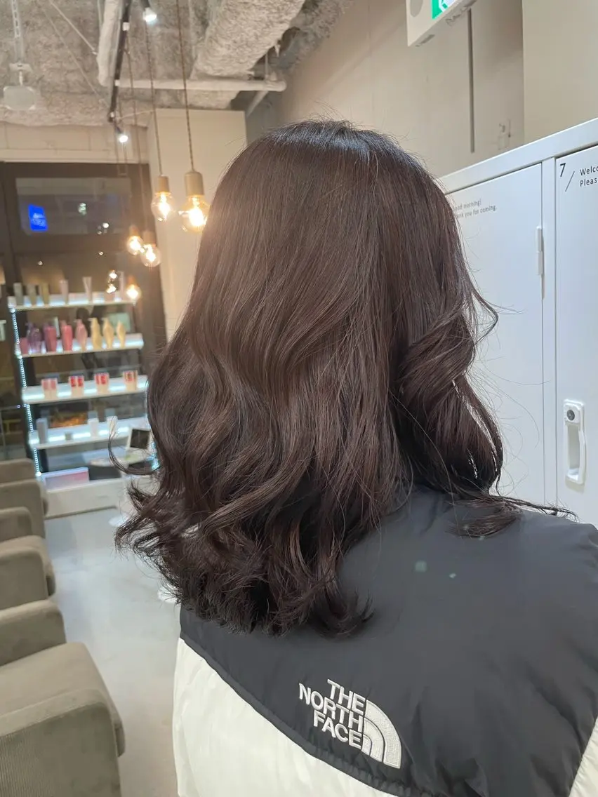 セミロング カラー ヘアアレンジ 河上 あかねのヘアスタイル