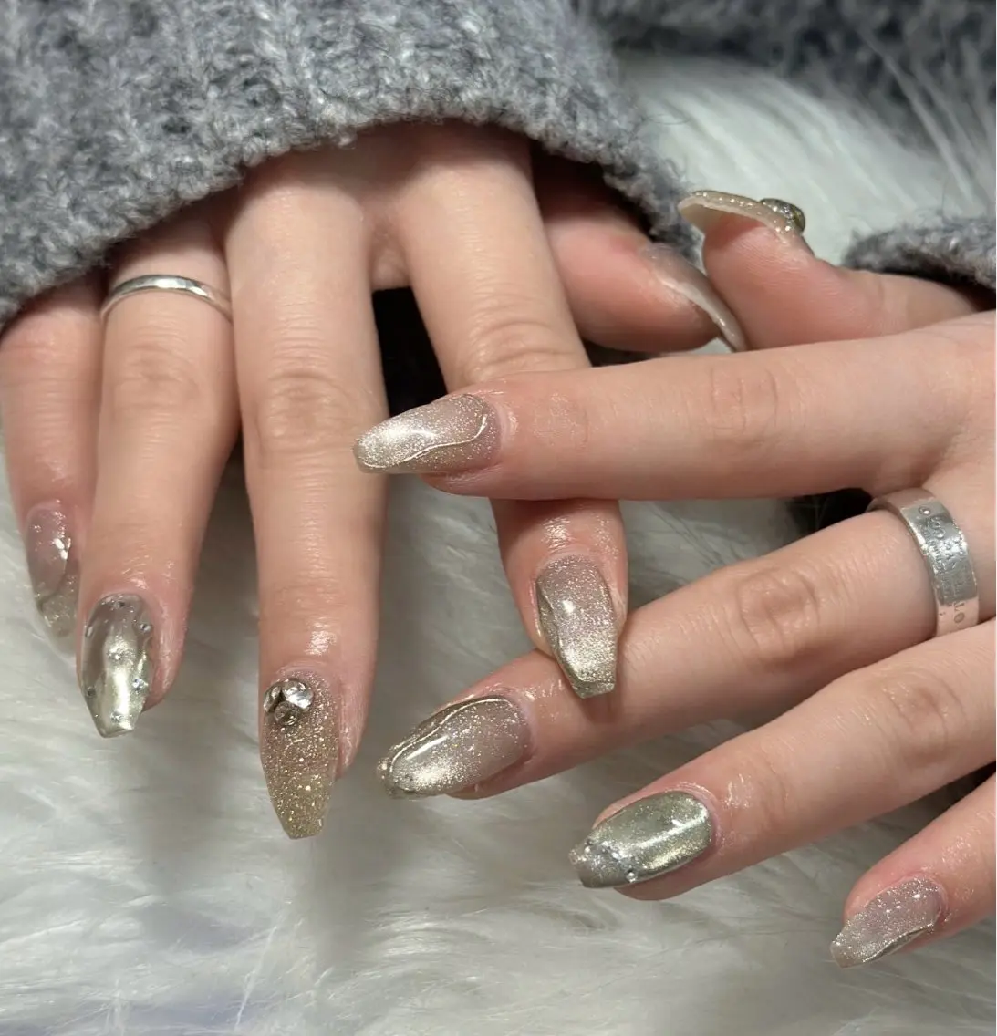 ネイル ハンドネイル フットネイル LAVISH nanamiのネイルデザイン