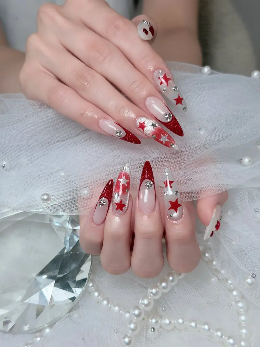 ネイル チークネイル ドット フレンチネイル グラデーション ハート ハンドネイル Julli NailStudioのネイルデザイン