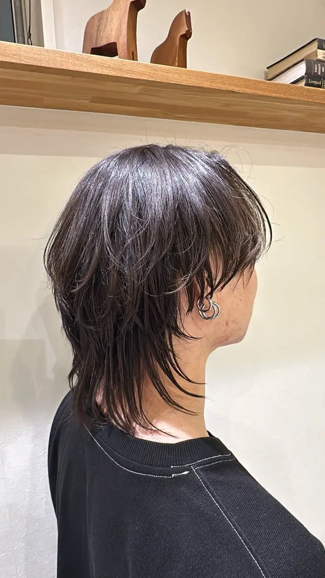 メンズ メンズ韓国風 メンズウルフカット ウルフカット 伊藤 旭華のヘアスタイル