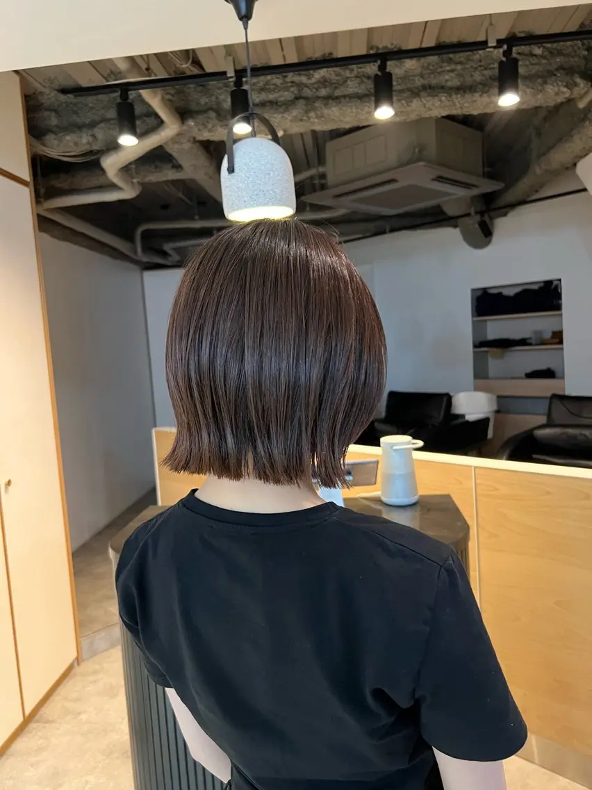 ミディアム 稲毛田 楓のヘアスタイル