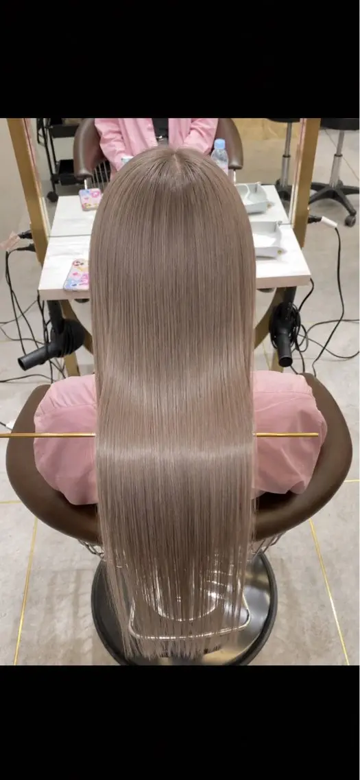 カラー 透明感カラー ハイトーンカラー ヘアカラー トリートメント ヘッドスパ Rio /ハイトーン /透明感カラーのヘアスタイル