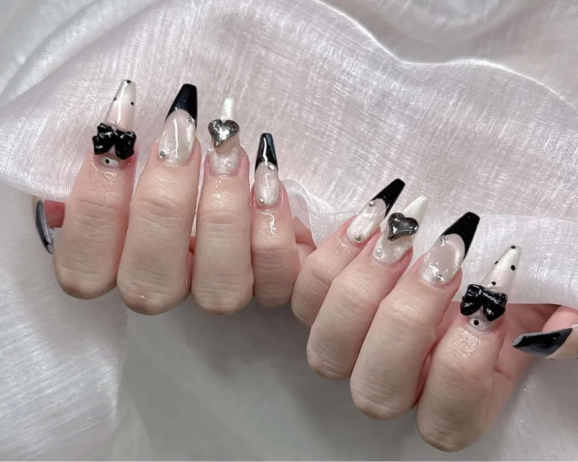 ネイル ハンドネイル Lee Nailsのネイルデザイン