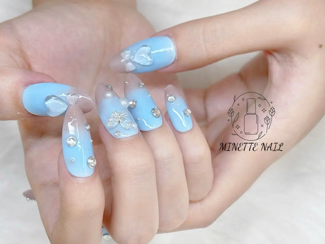 ネイル フレンチネイル ジェルネイル マグネットネイル 持ち込み ニュアンスネイル Minette Nailのネイルデザイン