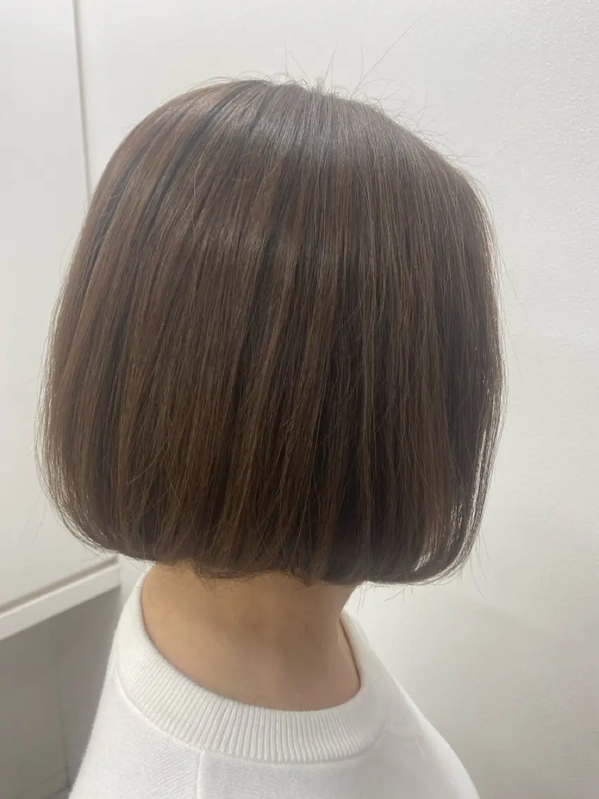 ショート ショートボブ ボブ ハイライト ショートヘア カット ヘアカラー トリートメント 馬渕 由梨のヘアスタイル