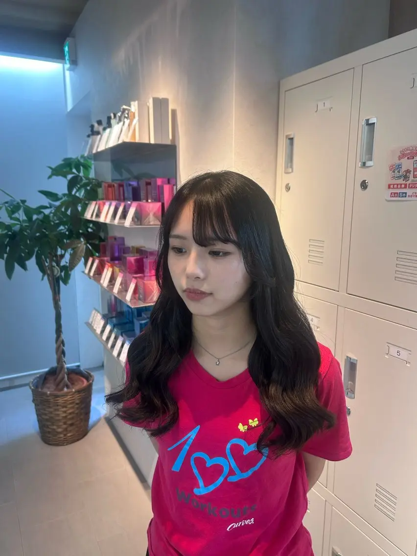 ロング カット RINO LAMINのヘアスタイル