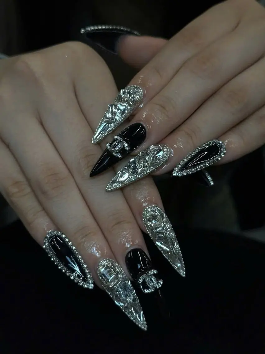 ネイル HAPPI NAIL . LEEのネイルデザイン