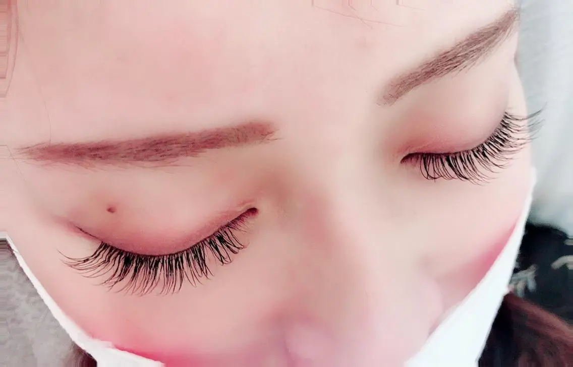 マツエク・マツパ セクシー Eyelash GENICのマツエク・マツパデザイン