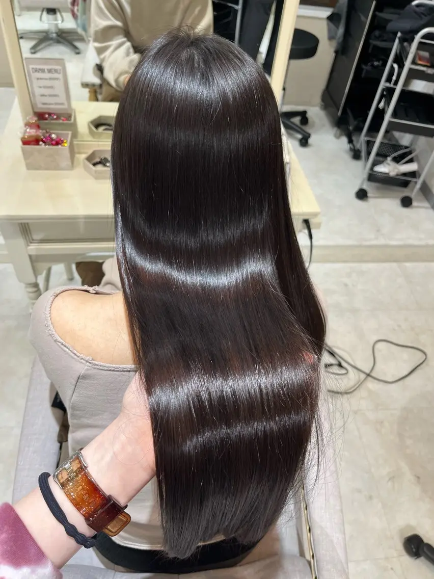 ロング カット 縮毛矯正 トリートメント 酸性縮毛矯正 Coreすずのヘアスタイル