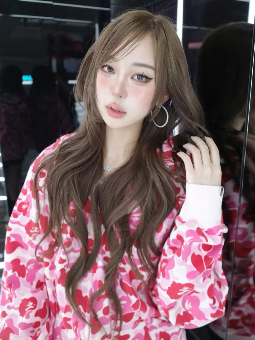 ロング カラー カット ヘアカラー トリートメント みうる🎀透明感艶髪 🫧レイヤーカットのヘアスタイル