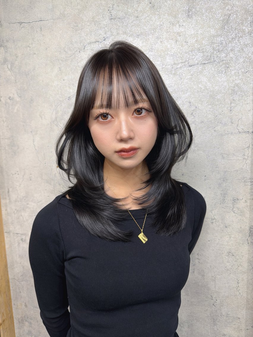 セミロング カラー ヘアアレンジ レイヤー/顔周り 韓国ヘア森田和貴のヘアスタイル