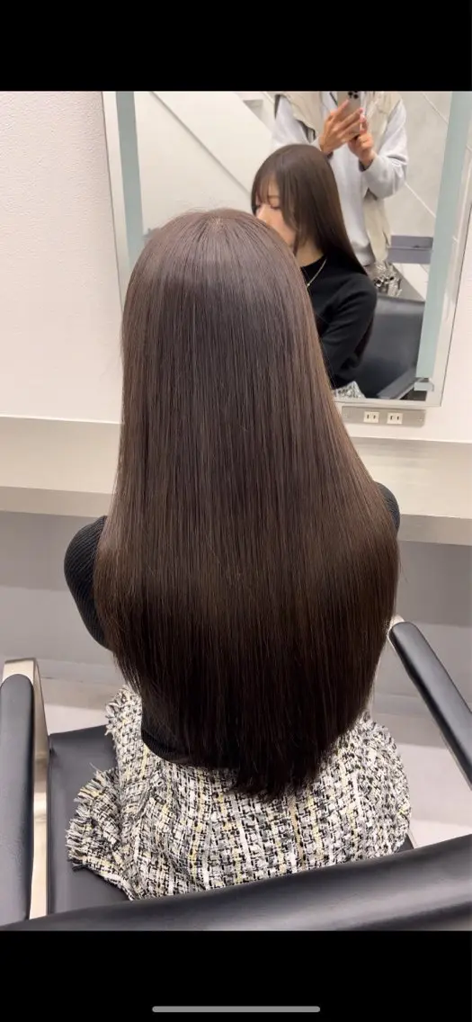 ロング 🚨メンズ曲がる 縮毛矯正りおん🚨のヘアスタイル