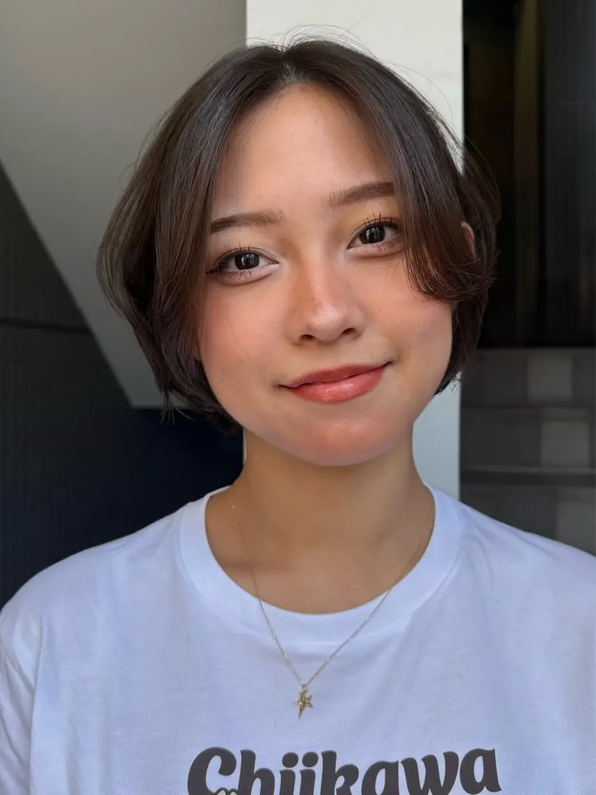 ショート ボブ カット Wカラーレイヤー🎀 透明感カラーのヘアスタイル