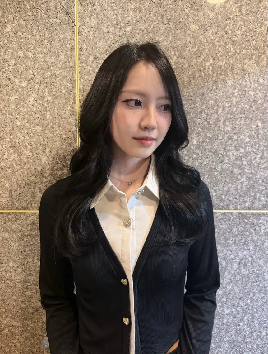 ロング 野上 こころのヘアスタイル