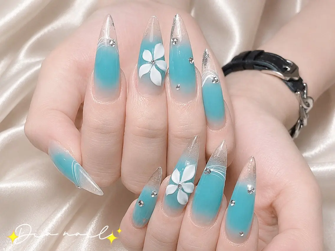ネイル フットネイル 韓国ネイル レース マグネットネイル ニュアンスネイル ハンドネイル Dia nail サロンのネイルデザイン