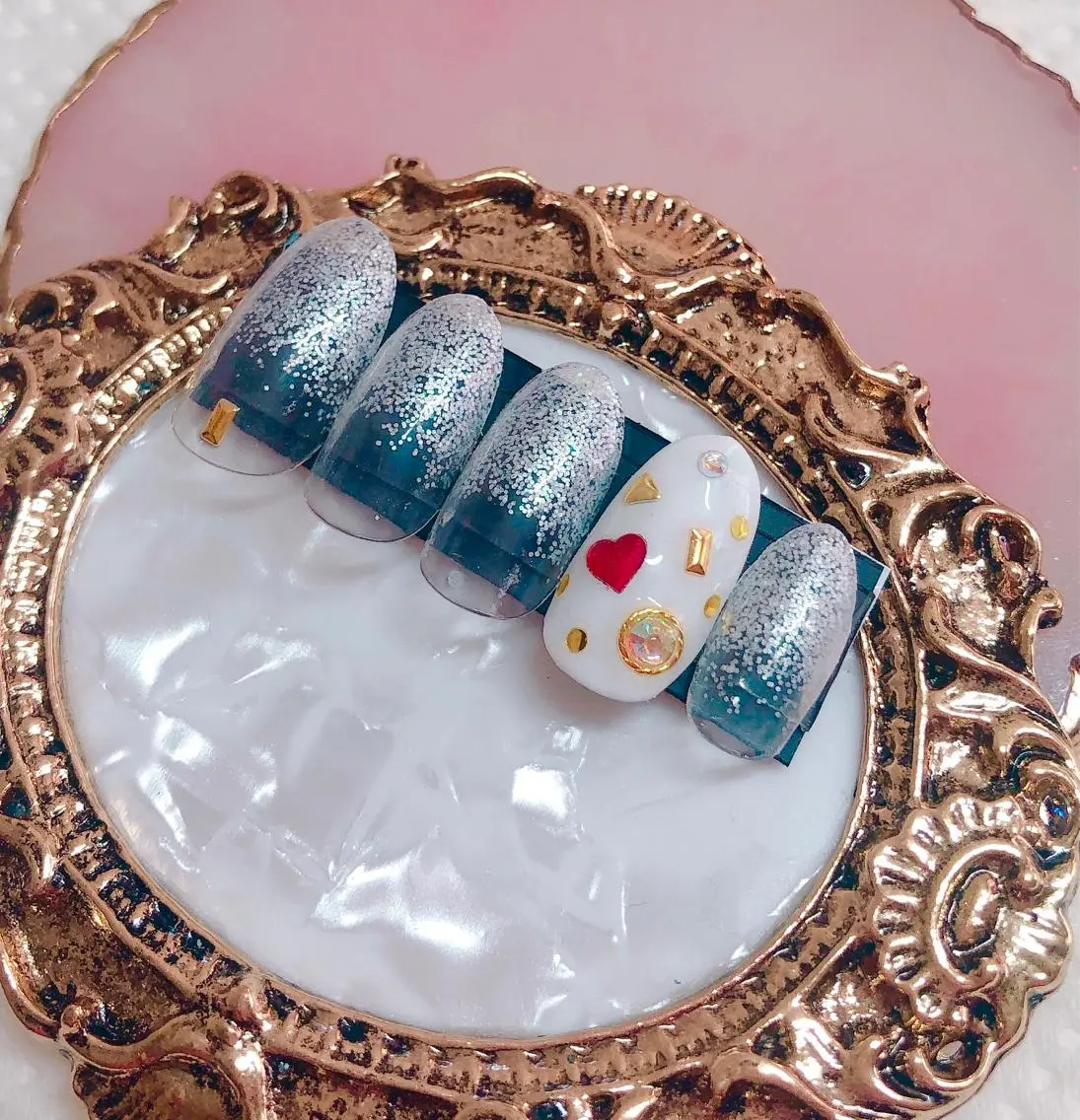 ネイル ハンドネイル CROWN プライベートサロンのネイルデザイン
