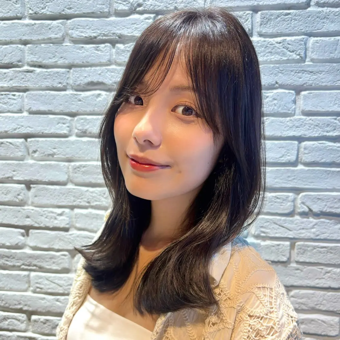 ミディアム カラー ブラウンカラー ラベンダーカラー ラベンダーブラウン くびれヘア レイヤーカット カット ヘアカラー トリートメント 顔まわり🥣レイヤー /透明感/水口舞奈のヘアスタイル