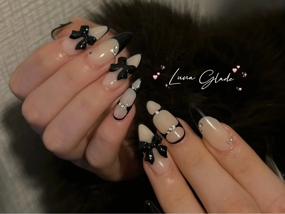 ネイル ハンドネイル Luna Gladeのネイルデザイン