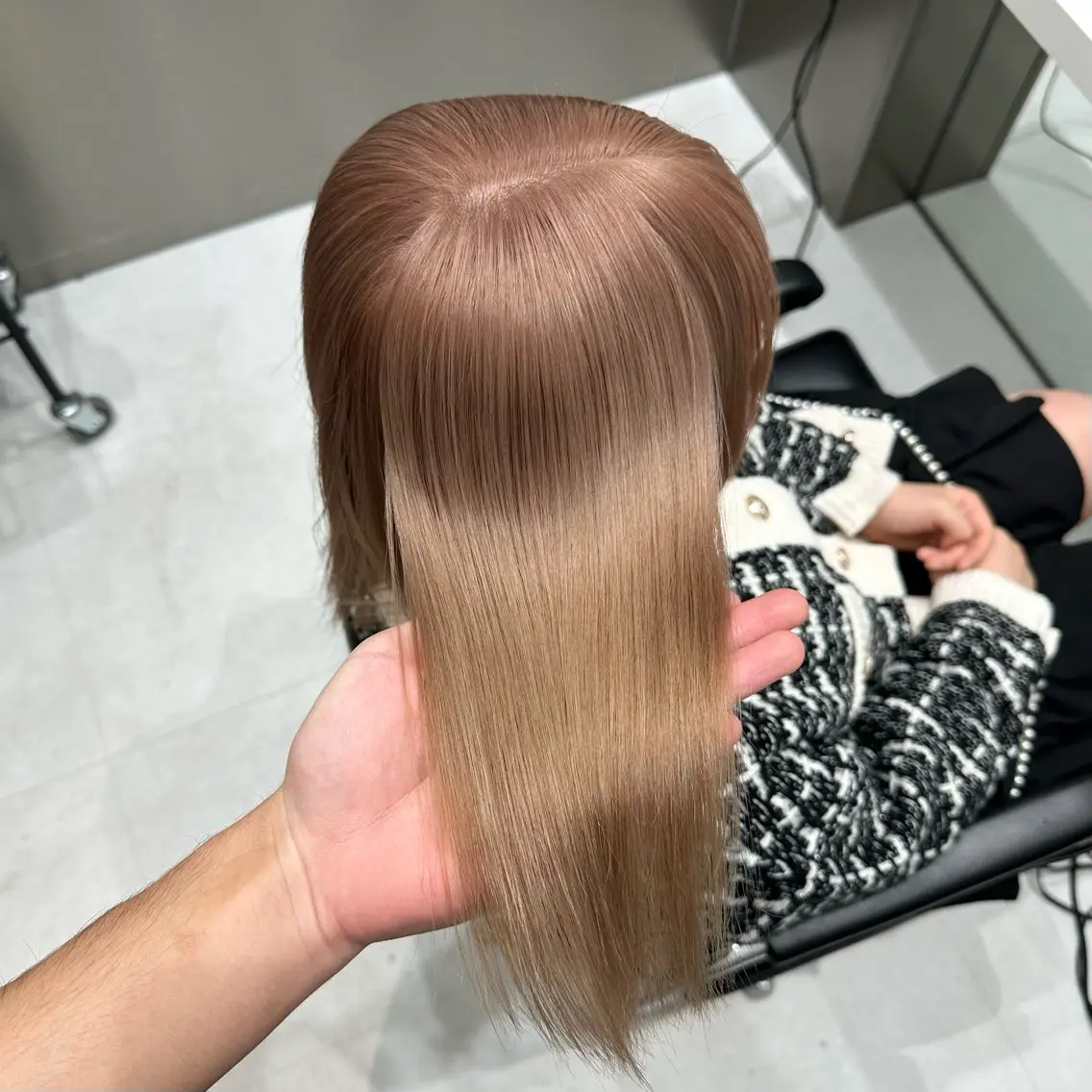 ミディアム カラー ヘアカラー 💫艶ハイトーン×髪 質改善💫リュウトのヘアスタイル