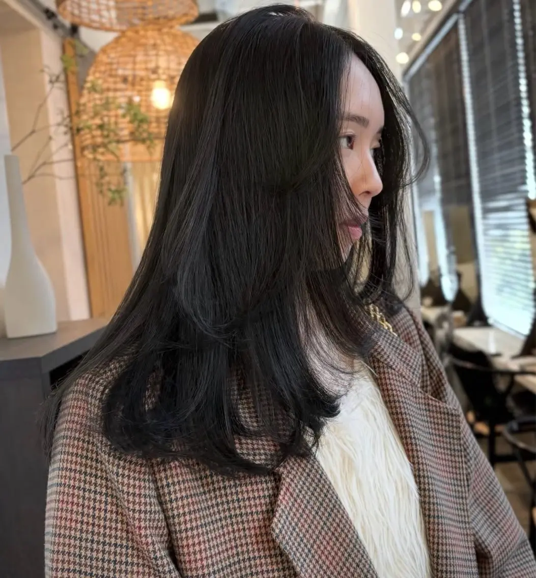 セミロング カラー 似合わせカラー🧹 miyukiのヘアスタイル